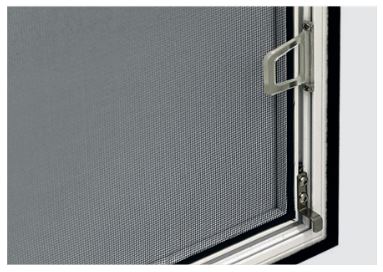Mesh-One Festrahmen Eckdetail mit Verschluss